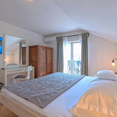 Sea Land 2 Apartman *