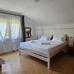 Sea Land 2 * Trogir